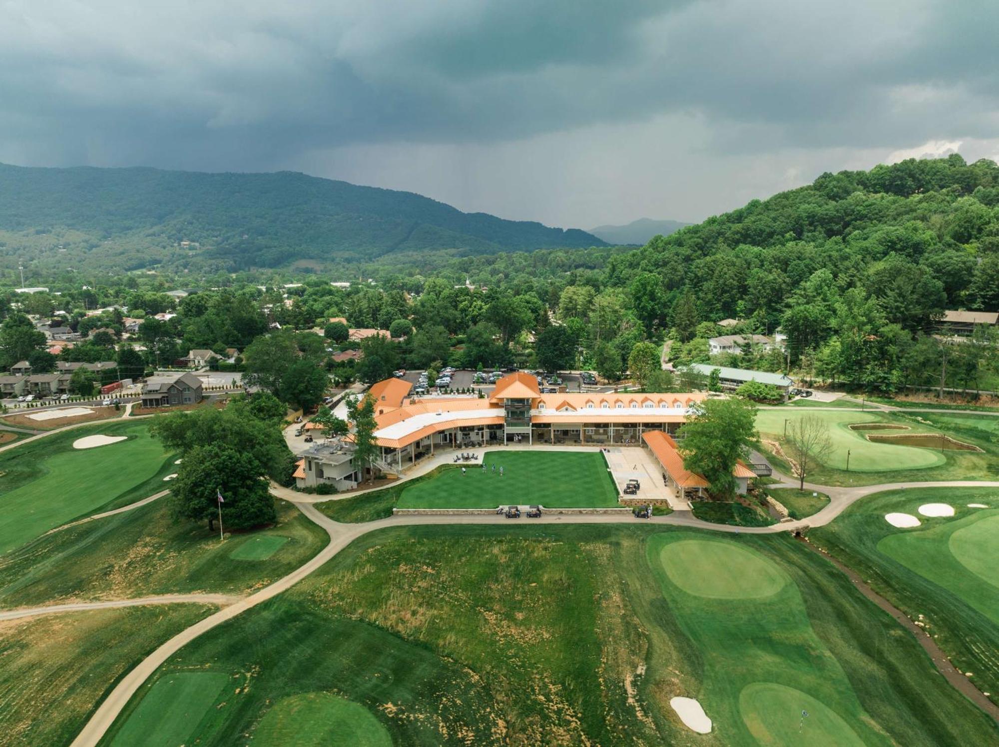Waynesville Inn And Golf Club, Tapestry Collection By Hilton Екстериор снимка