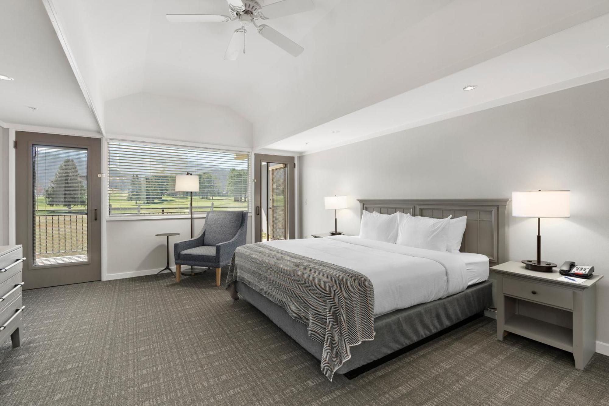 Waynesville Inn And Golf Club, Tapestry Collection By Hilton Екстериор снимка